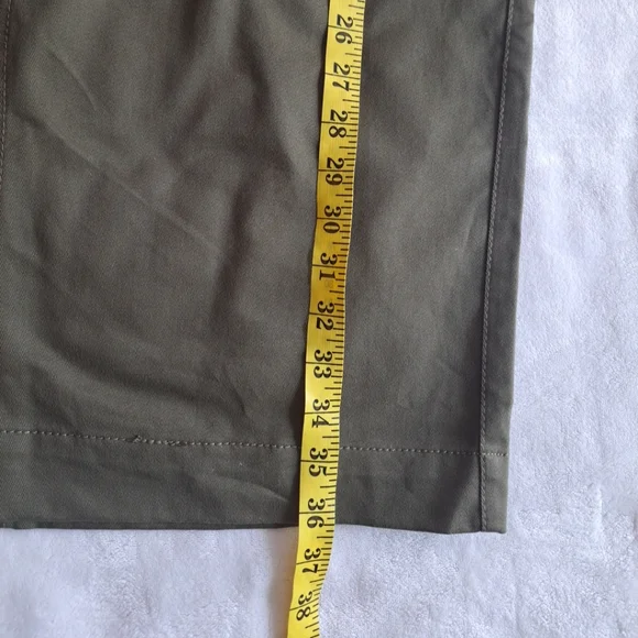 Ann Taylor LOFT Military Green Cargo Skirt Women's Size 10 Open Front - Picture 13 of 16